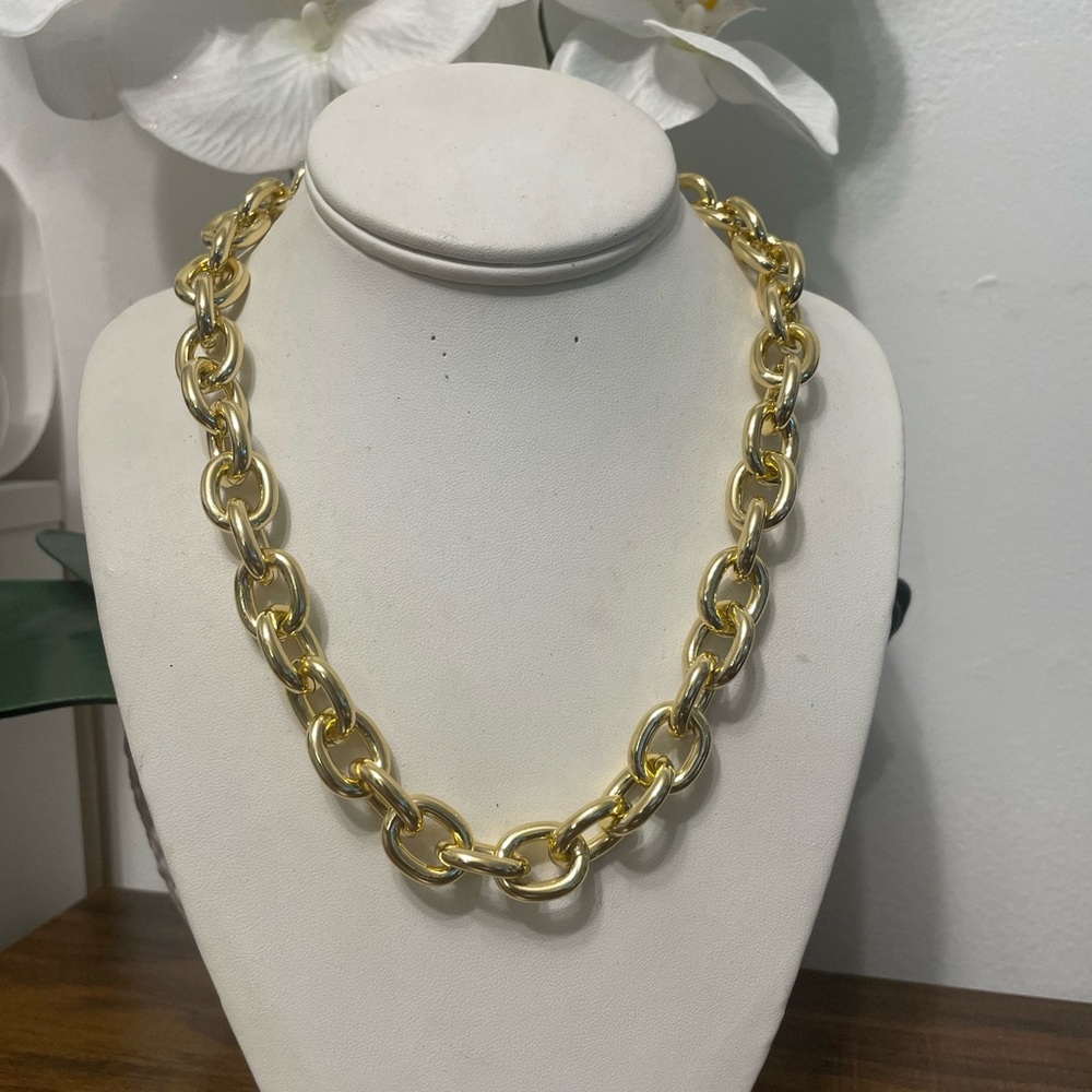 NECKLACE - Picture 4 of 11